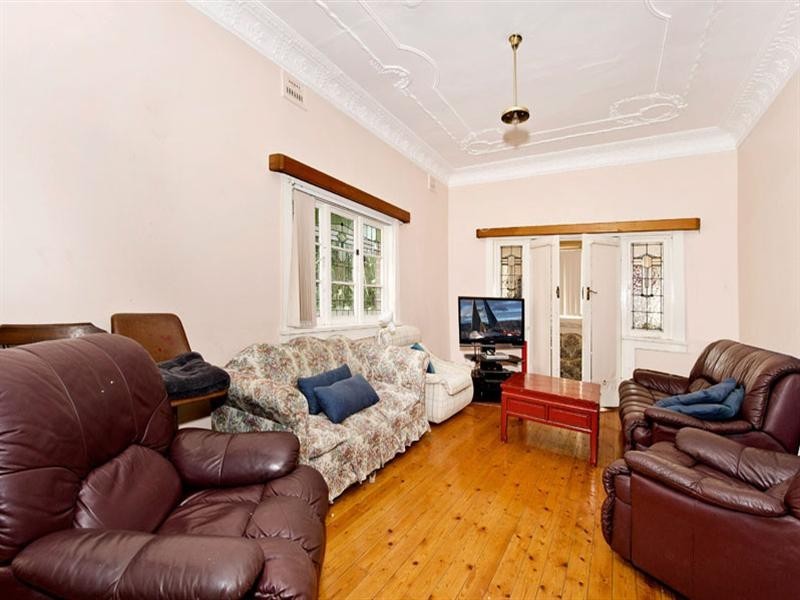 151 Coogee Bay Road, Coogee NSW 2034