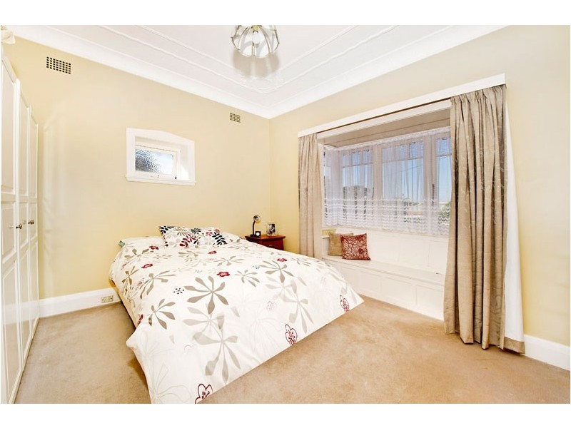 256 Birrell Street (Cnr of Goldie Ave), Waverley NSW 2024