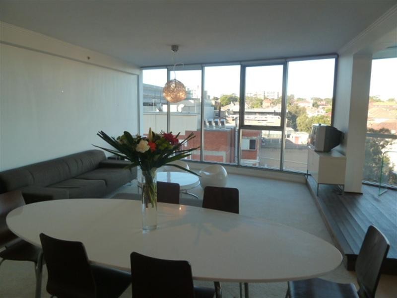 611/80 Ebley Street (Cnr of Bronte Road), Bondi Junction NSW 2022