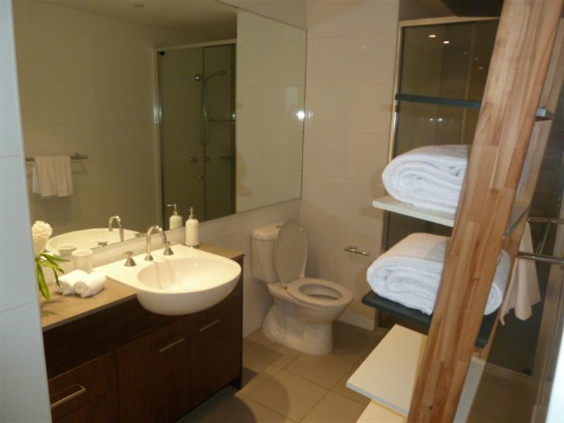 611/80 Ebley Street (Cnr of Bronte Road), Bondi Junction NSW 2022