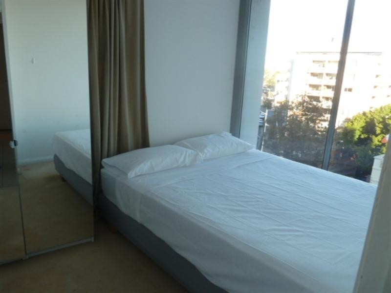 611/80 Ebley Street (Cnr of Bronte Road), Bondi Junction NSW 2022