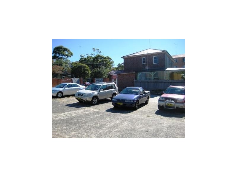 89 Anzac Parade, Kensington NSW 2033