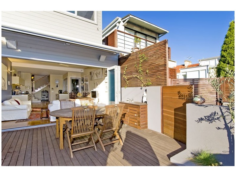 67 MacKenzie Street, Bondi Junction NSW 2022