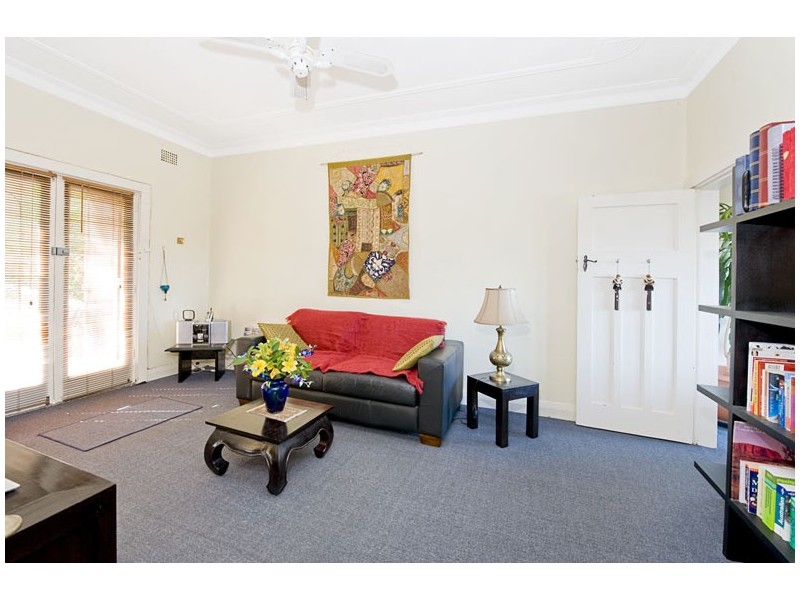 Apt 4, 2 Division Street, Coogee NSW 2034