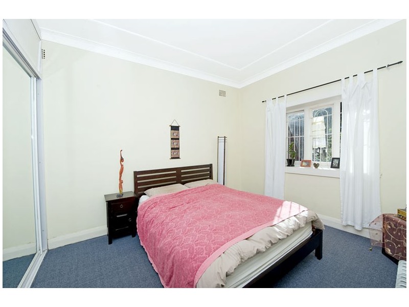 Apt 4, 2 Division Street, Coogee NSW 2034