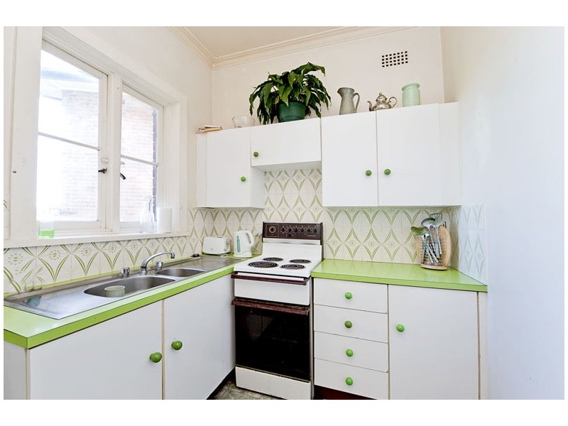 Apt 4, 2 Division Street, Coogee NSW 2034