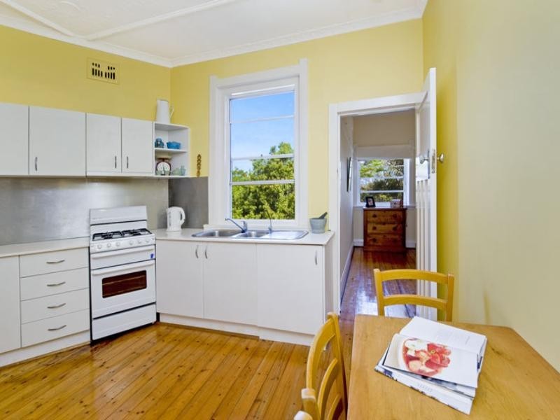 Apt 5, 4 Division Street, Coogee NSW 2034