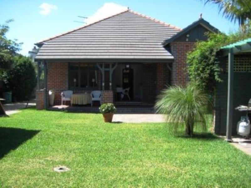 21 Lenthall Street, Kensington NSW 2033