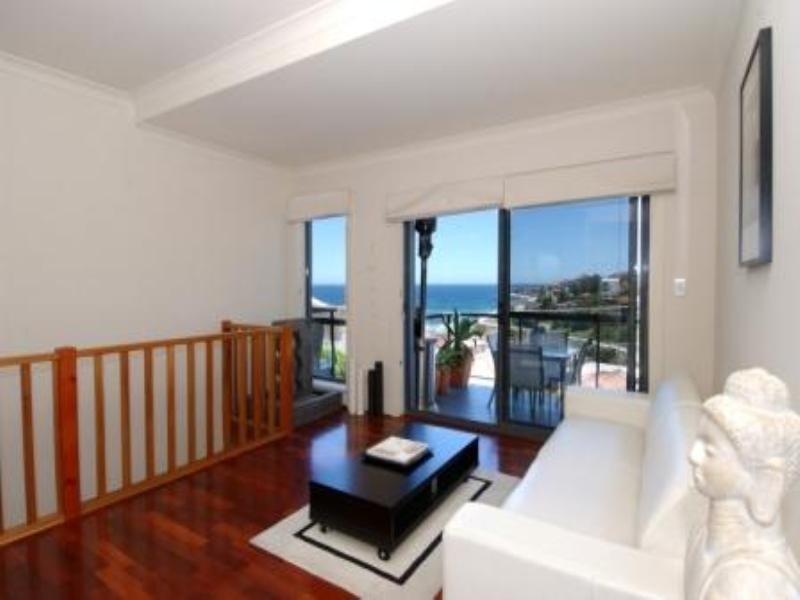 1/25 Carlisle Street, Tamarama NSW 2026