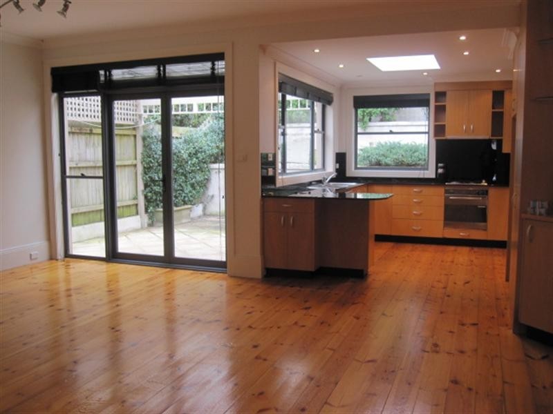 89 Ruthven Street, Bondi Junction NSW 2022