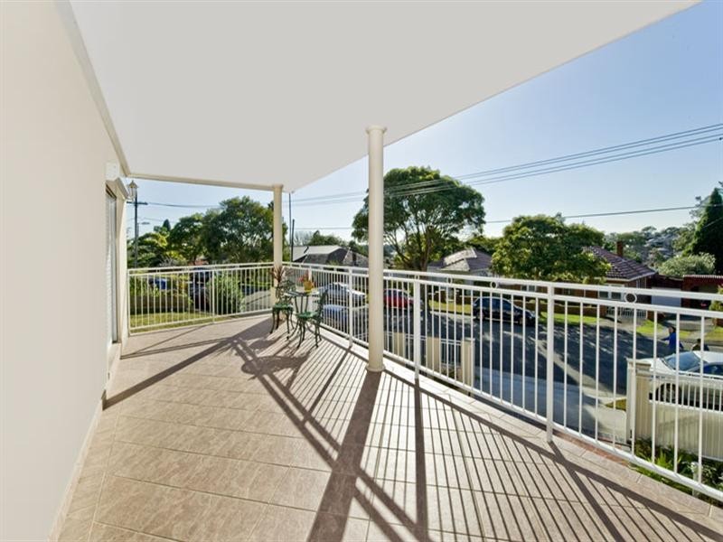 15 Edmund Street, Beverly Hills NSW 2209