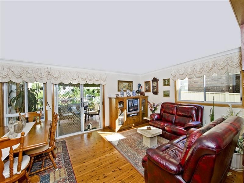 15 Edmund Street, Beverly Hills NSW 2209