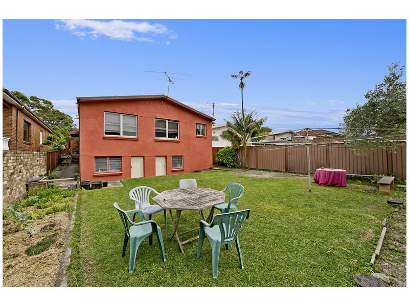 90 Ocean Street South, Bondi NSW 2026