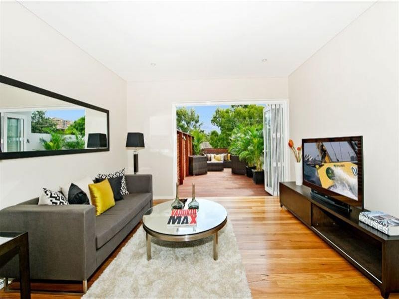 61 Mackenzie Street, Bondi Junction NSW 2022