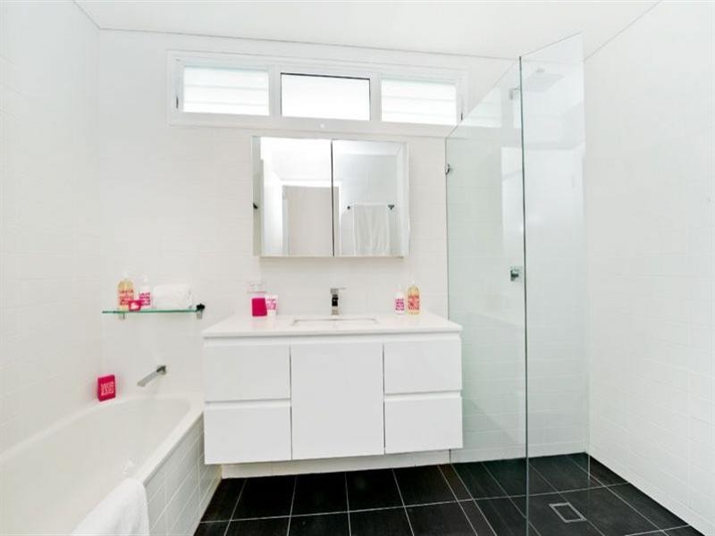 61 Mackenzie Street, Bondi Junction NSW 2022