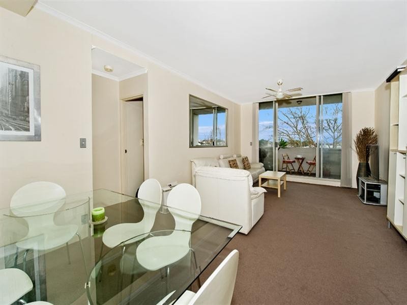 73/4 Gillespie Avenue, Alexandria NSW 2015