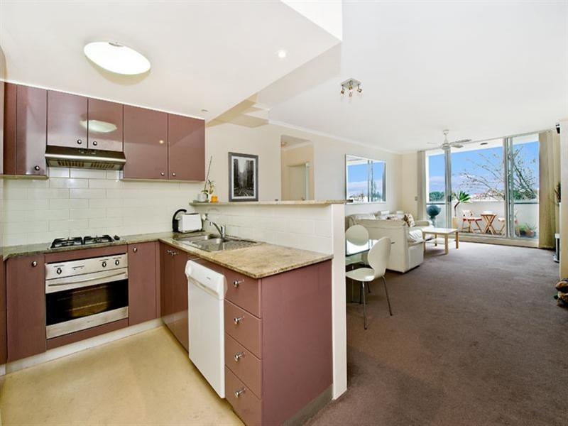 73/4 Gillespie Avenue, Alexandria NSW 2015