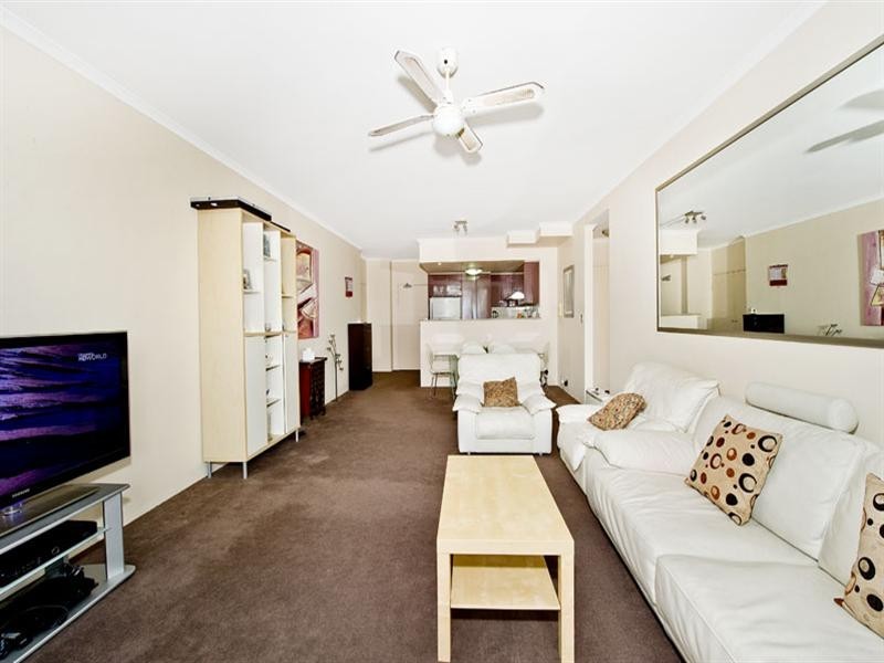 73/4 Gillespie Avenue, Alexandria NSW 2015