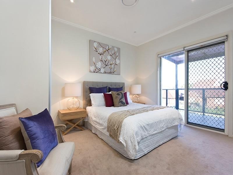 17 Windward Parade, Chiswick NSW 2046