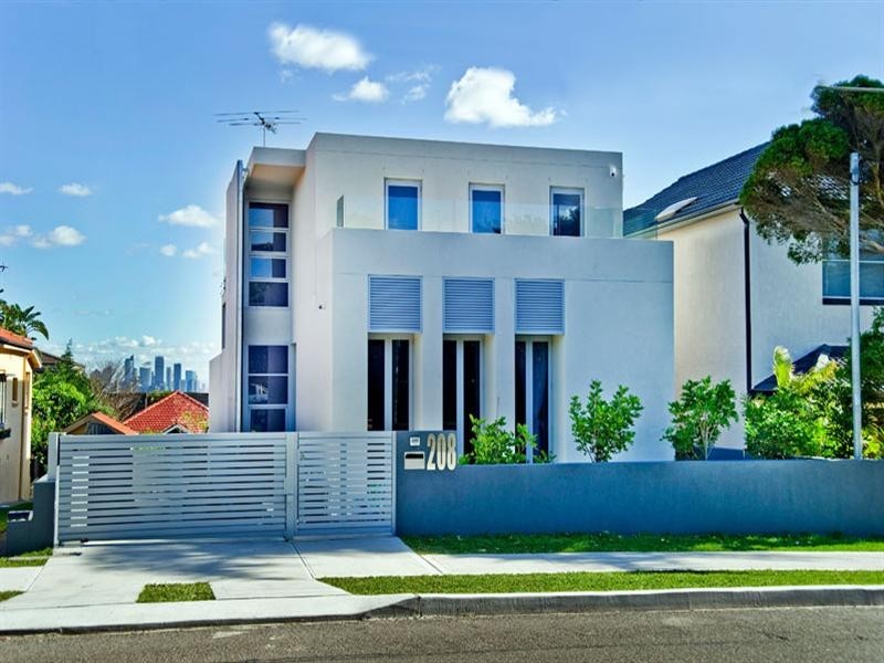 208 Military Road, Dover Heights NSW 2030