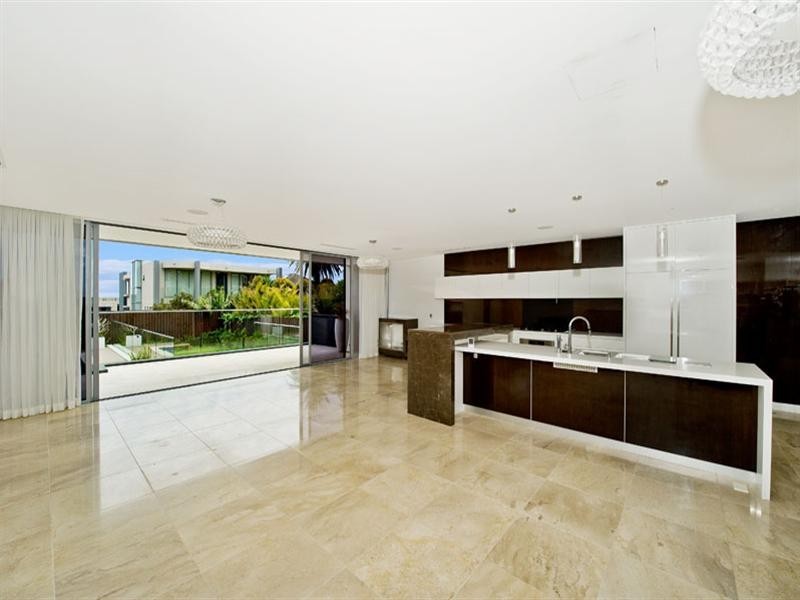 208 Military Road, Dover Heights NSW 2030