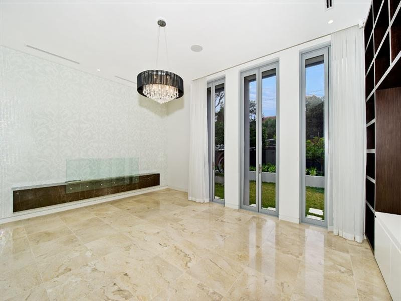 208 Military Road, Dover Heights NSW 2030