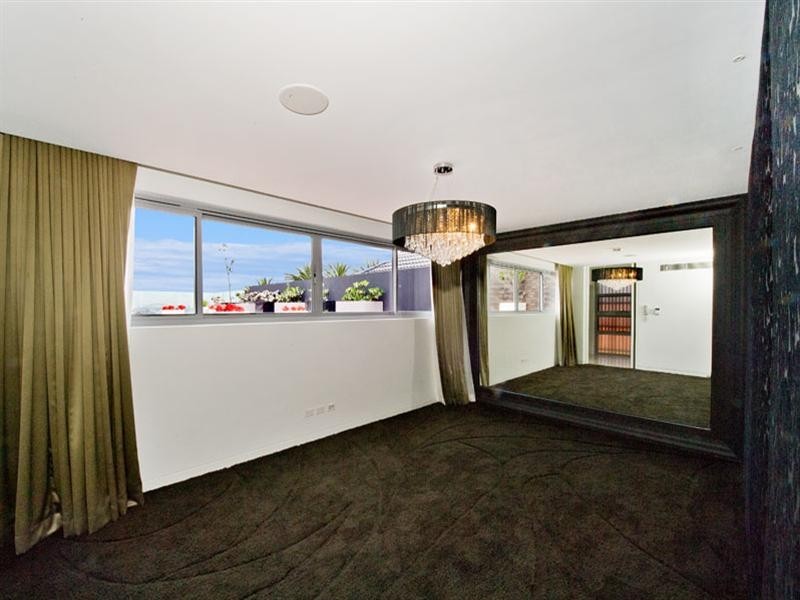 208 Military Road, Dover Heights NSW 2030