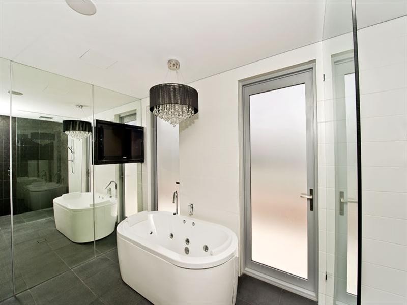 208 Military Road, Dover Heights NSW 2030