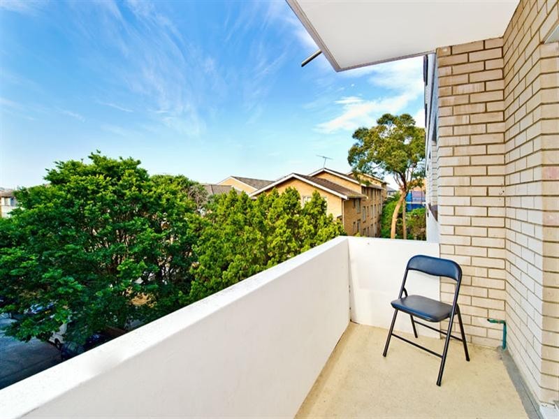 8/37 Byron Street, Coogee NSW 2034