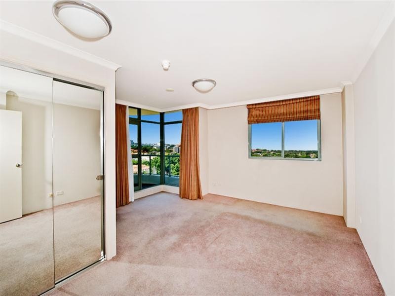 902/7 Black Lion Place, Kensington NSW 2033