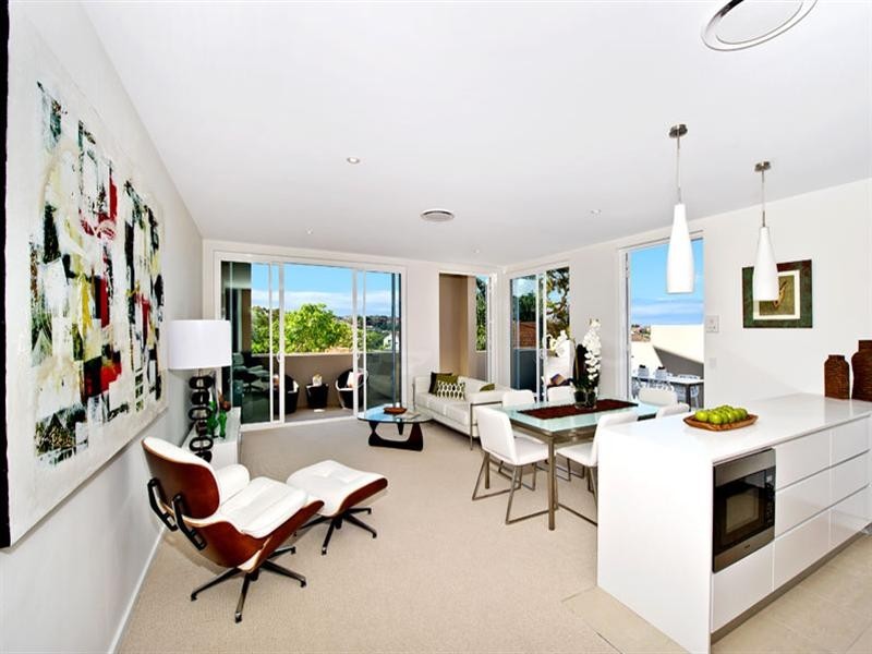 38. Coogee Bay Road, Randwick NSW 2031