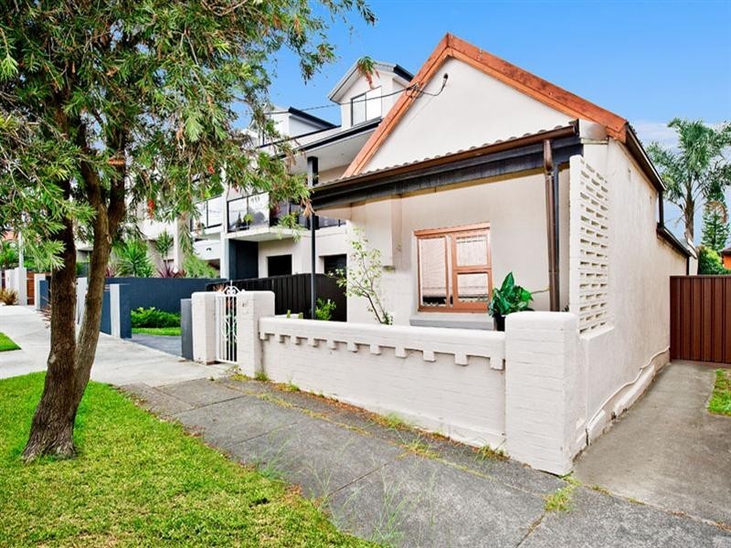 53 Universal Street, Eastlakes NSW 2018