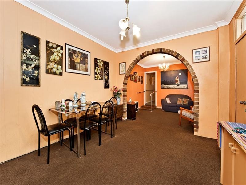 53 Universal Street, Eastlakes NSW 2018