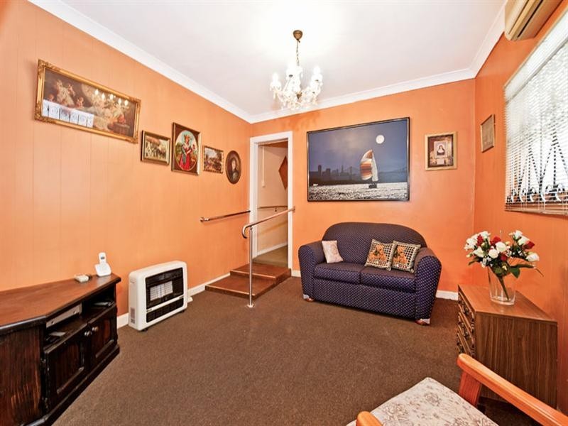 53 Universal Street, Eastlakes NSW 2018