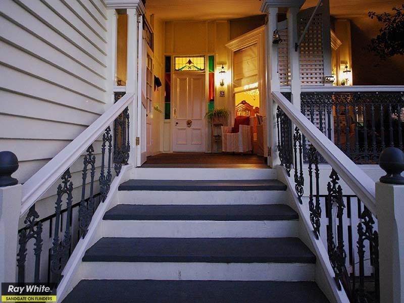 52 Loudon Street, Sandgate QLD 4017