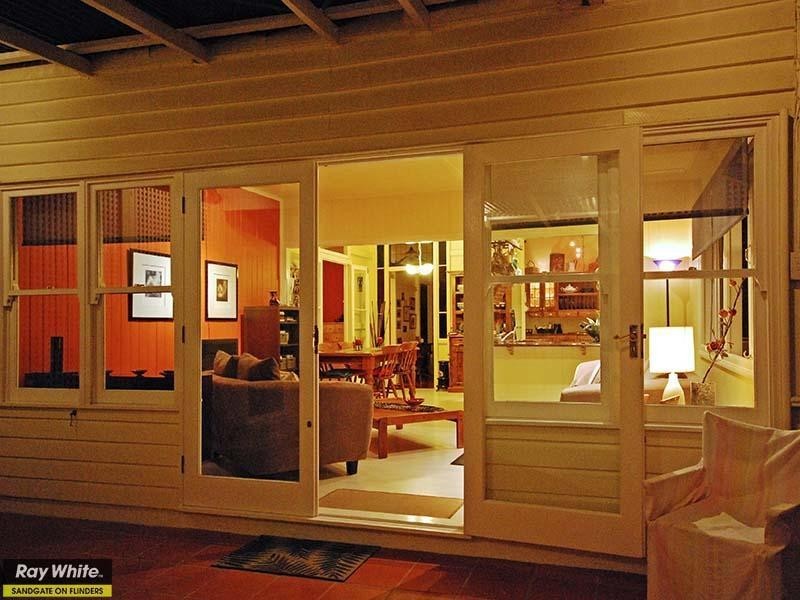 52 Loudon Street, Sandgate QLD 4017