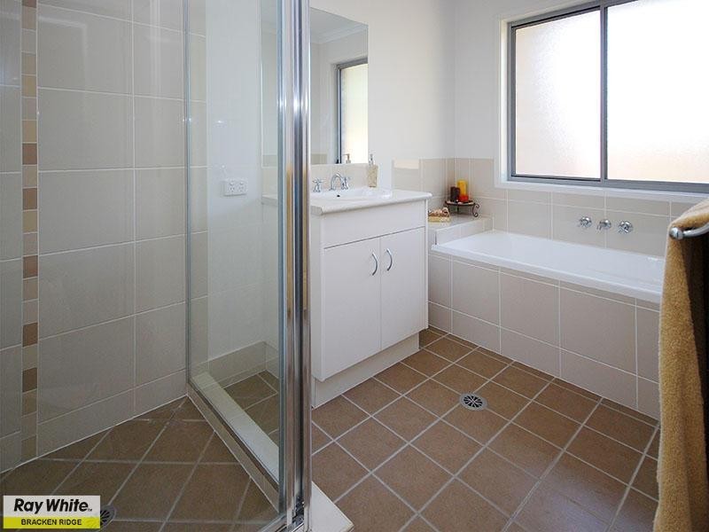 5 Yore Place, Bracken Ridge QLD 4017