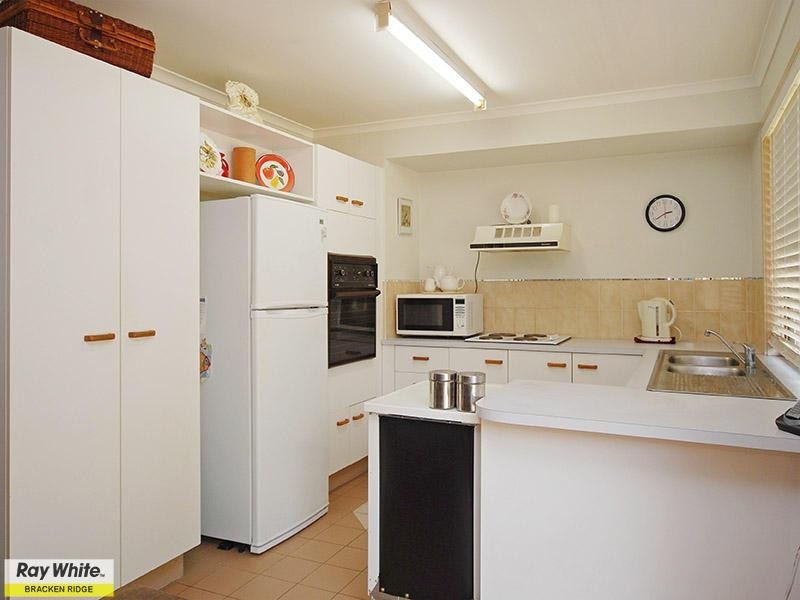 15 Kingfisher Street, Albany Creek QLD 4035