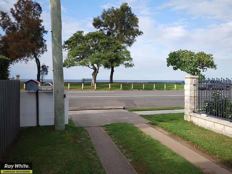 274 Flinders Parade, Sandgate QLD 4017