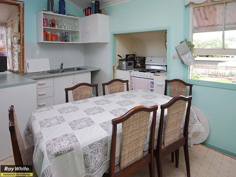 274 Flinders Parade, Sandgate QLD 4017