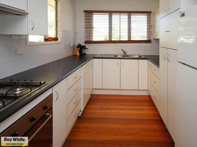 4 Lyonors Street, Bracken Ridge QLD 4017