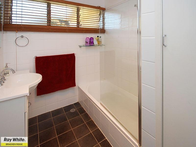 4 Lyonors Street, Bracken Ridge QLD 4017