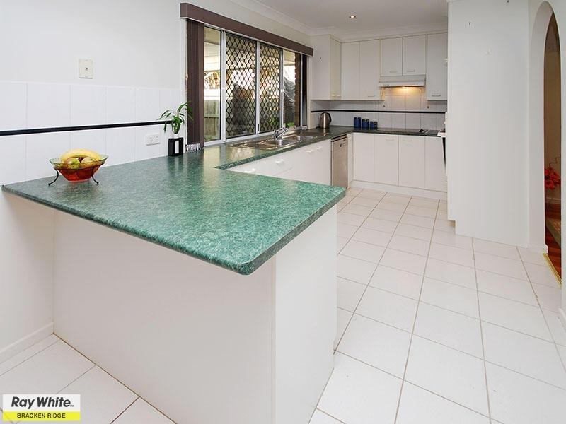 42 Caulfield Street, Bracken Ridge QLD 4017