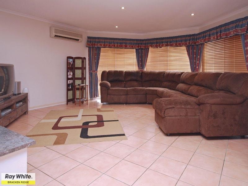 4 Adraan Court, Dakabin QLD 4503