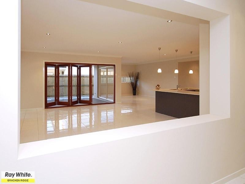 24 Singleton Place, Bald Hills QLD 4036