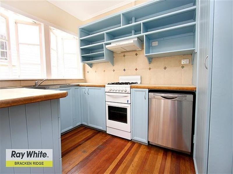 73 Nearra Street, Deagon QLD 4017