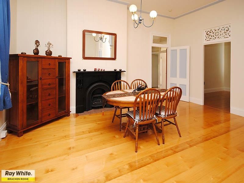 106 Flinders Parade, Sandgate QLD 4017