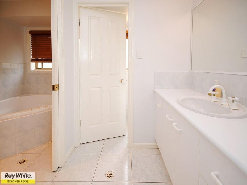 32 Tulip Tree Road, Murrumba Downs QLD 4503