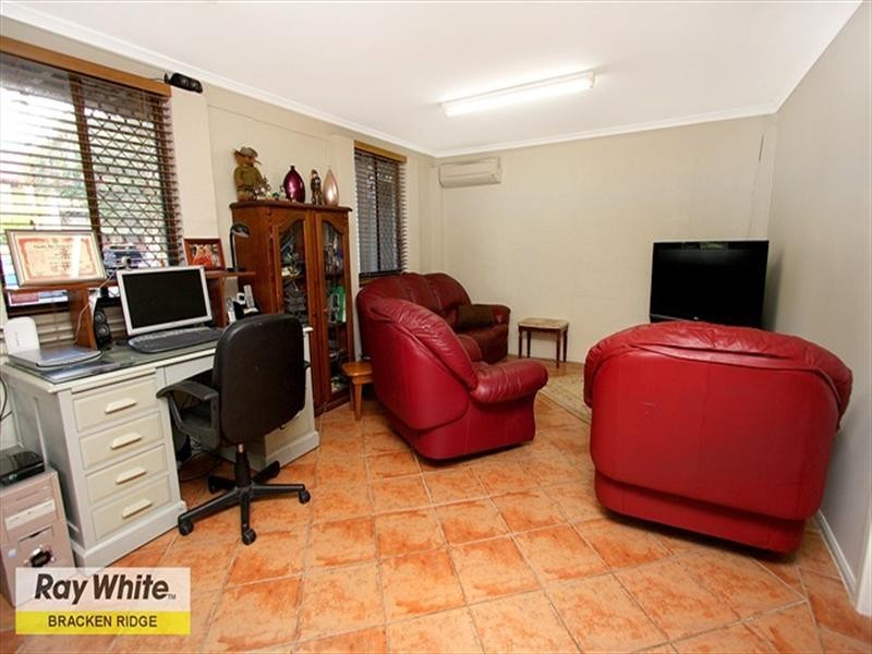 54 Rinnicrew Street, Bracken Ridge QLD 4017