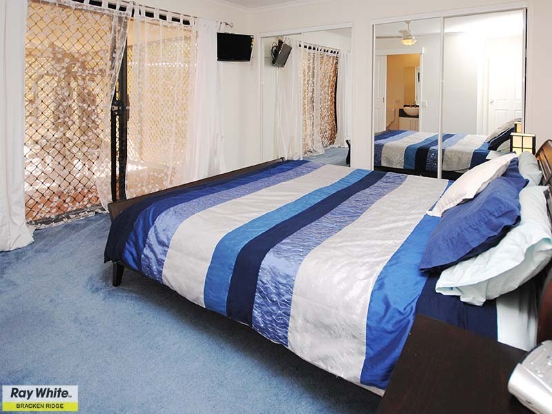 5 Fieldstone Close, Bracken Ridge QLD 4017